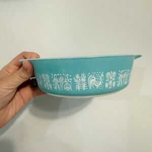 Pyrex 1 pint Amish butter print casserole dish